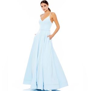 Ieena for Mac Duggal Classic V-neck A-Line Ball Gown Size 16